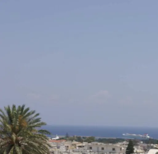 Yiannis Lejlighed