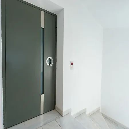 Yiannis Apartment *